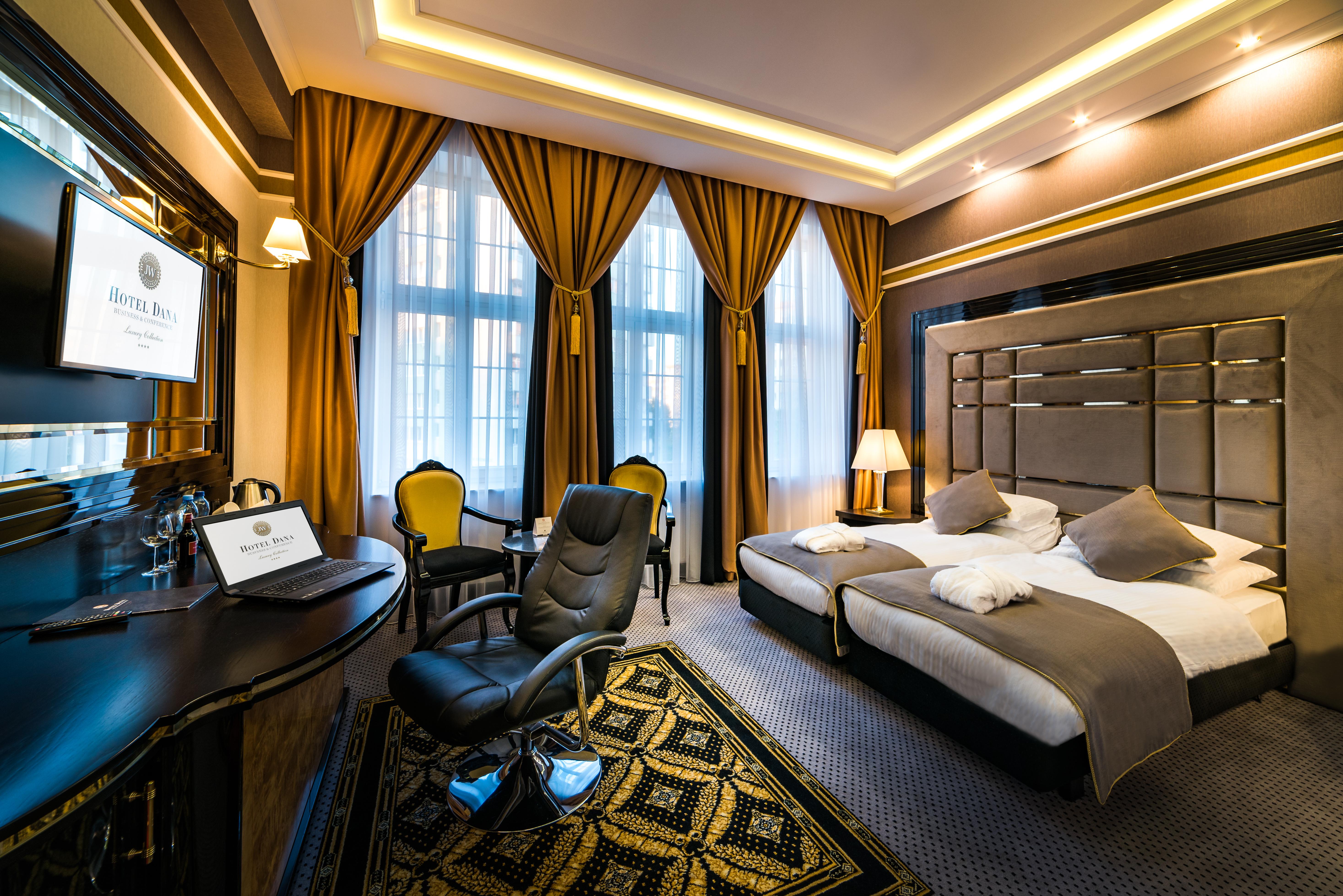 Hotel Dana Business & Conference シュチェチン エクステリア 写真