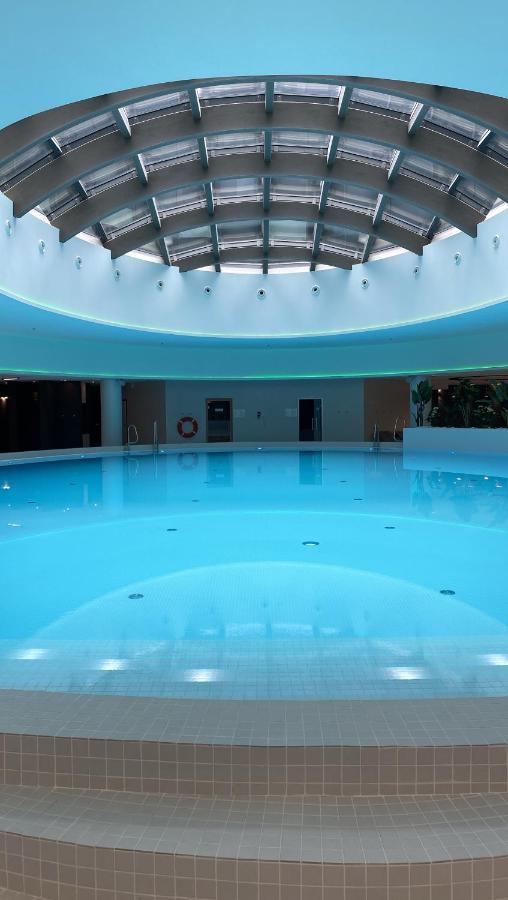 Hotel Dana Business & Conference シュチェチン エクステリア 写真
