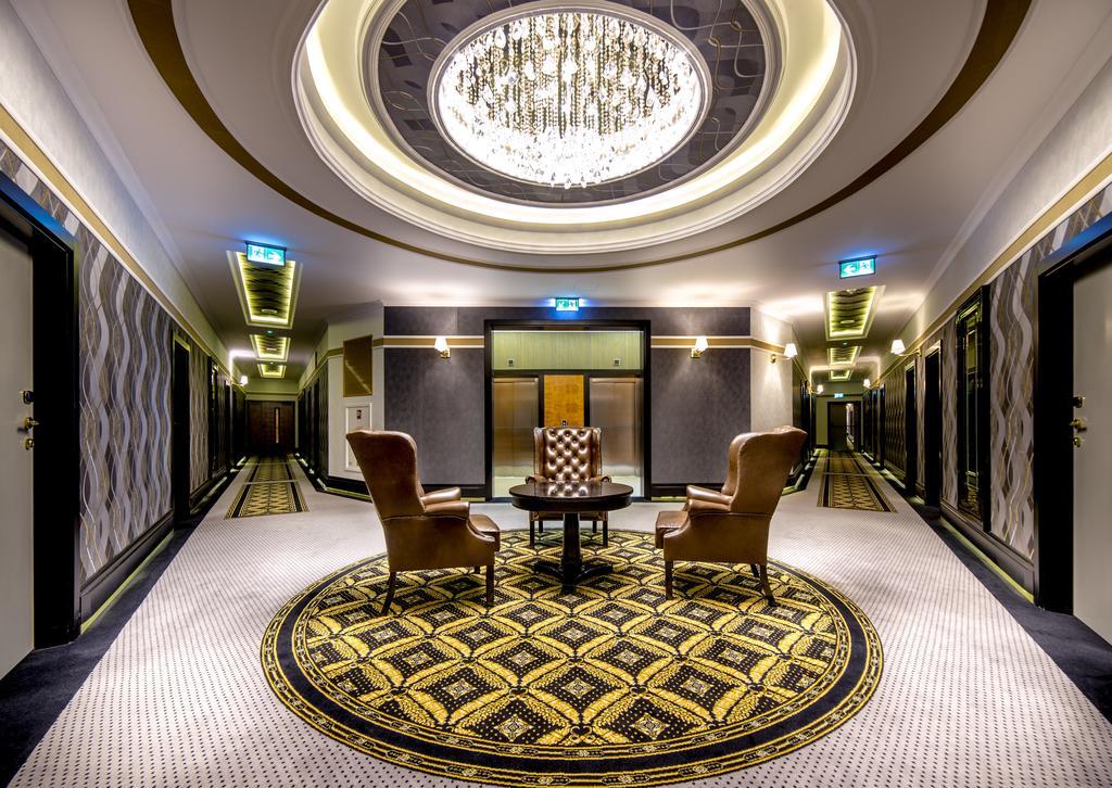 Hotel Dana Business & Conference シュチェチン エクステリア 写真