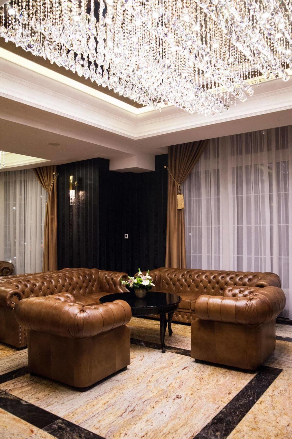 Hotel Dana Business & Conference シュチェチン エクステリア 写真