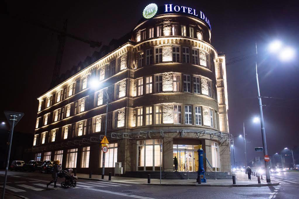 Hotel Dana Business & Conference シュチェチン エクステリア 写真